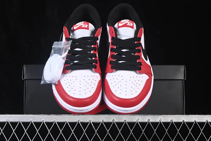 All categories Air Jordan Jordan series basketball shoes Air Jordan 1 Low W version Air Jordan 1 Low OG AJ1 Joe 1 white red black hook low-top casual sneakers HQ6998-600